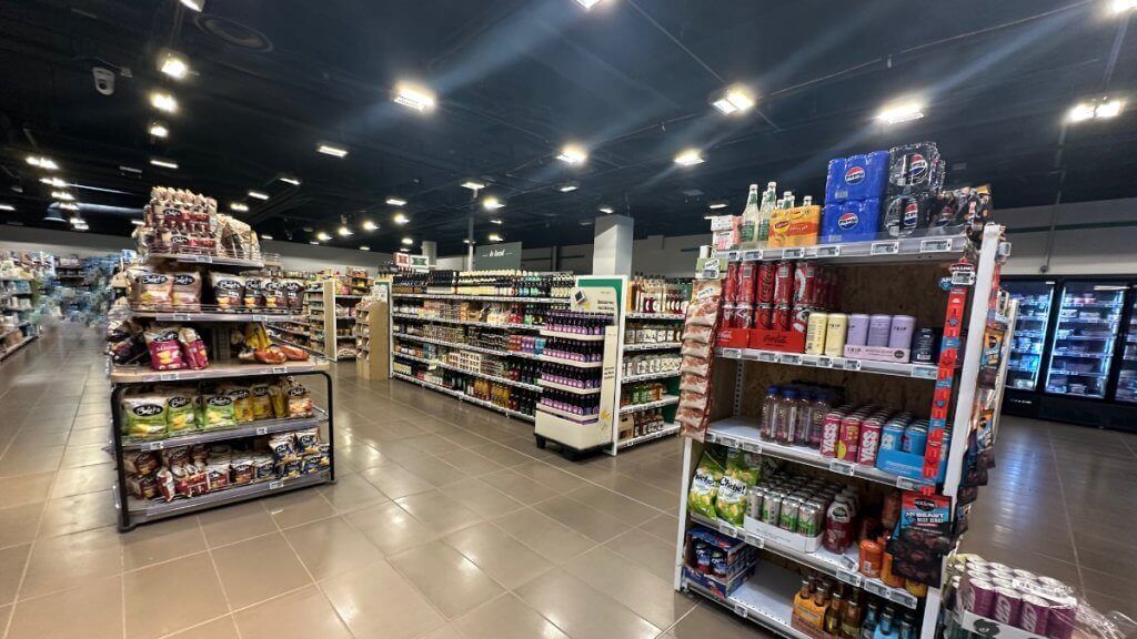 Abteilungen des Carrefour Market Center „Parcs les Trois Forêts“